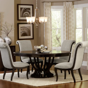 Round Solid Oak Wooden 4-6 Seater Dining Table